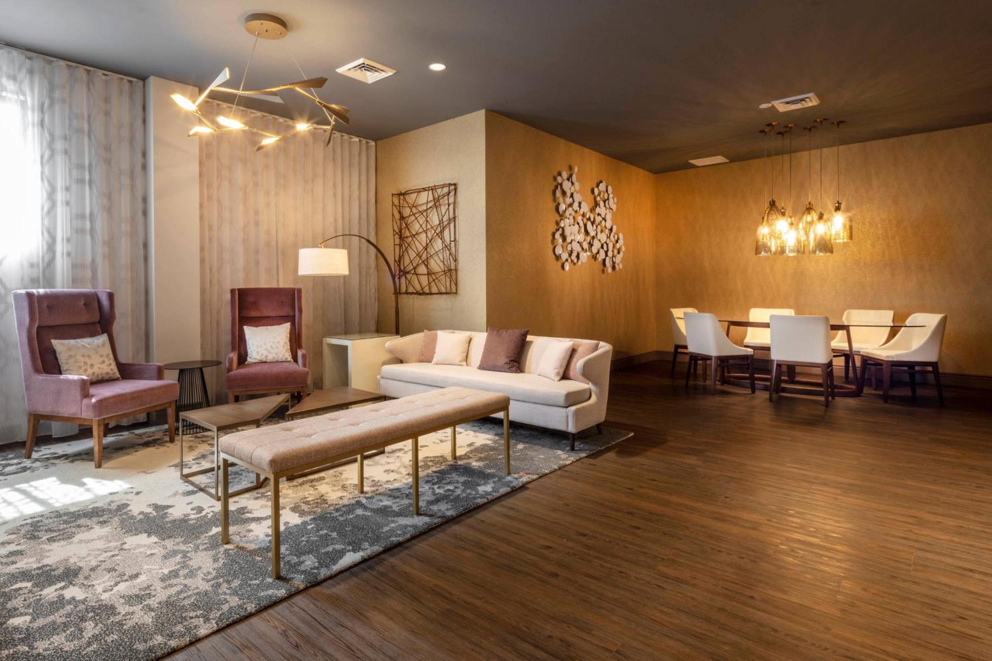 Auburn Marriott & At Grand National Hotel 4*